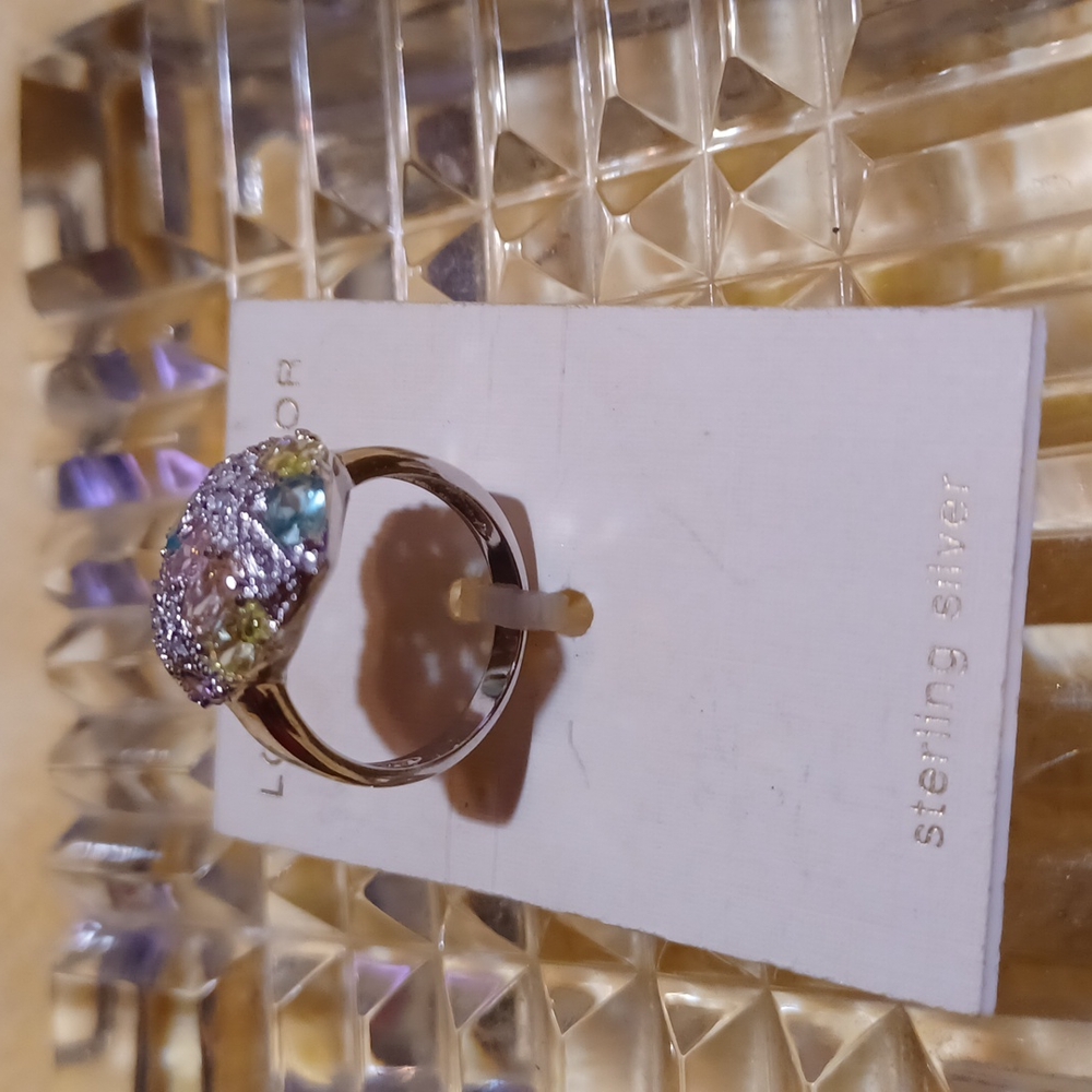 Lord & Taylor ring đź’Ť - Picture 2 of 3